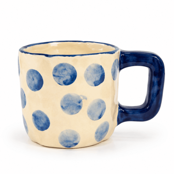 31aaf7c1-4632-4b90-a8bd-b182586350dd χειροποίητηκεραμική κούπα με μπλέ βούλες